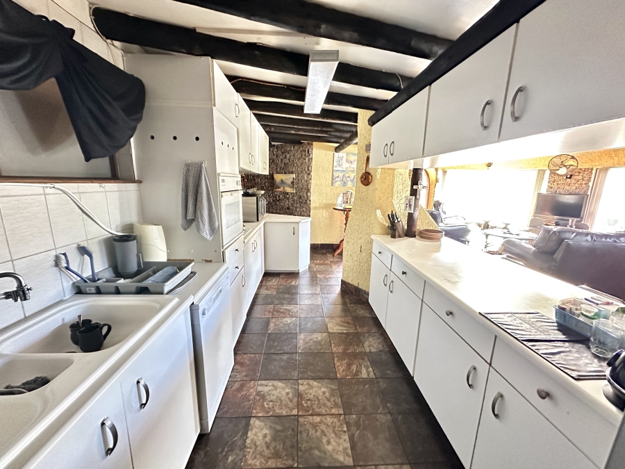 4 Bedroom Property for Sale in Sedgefield Central Western Cape